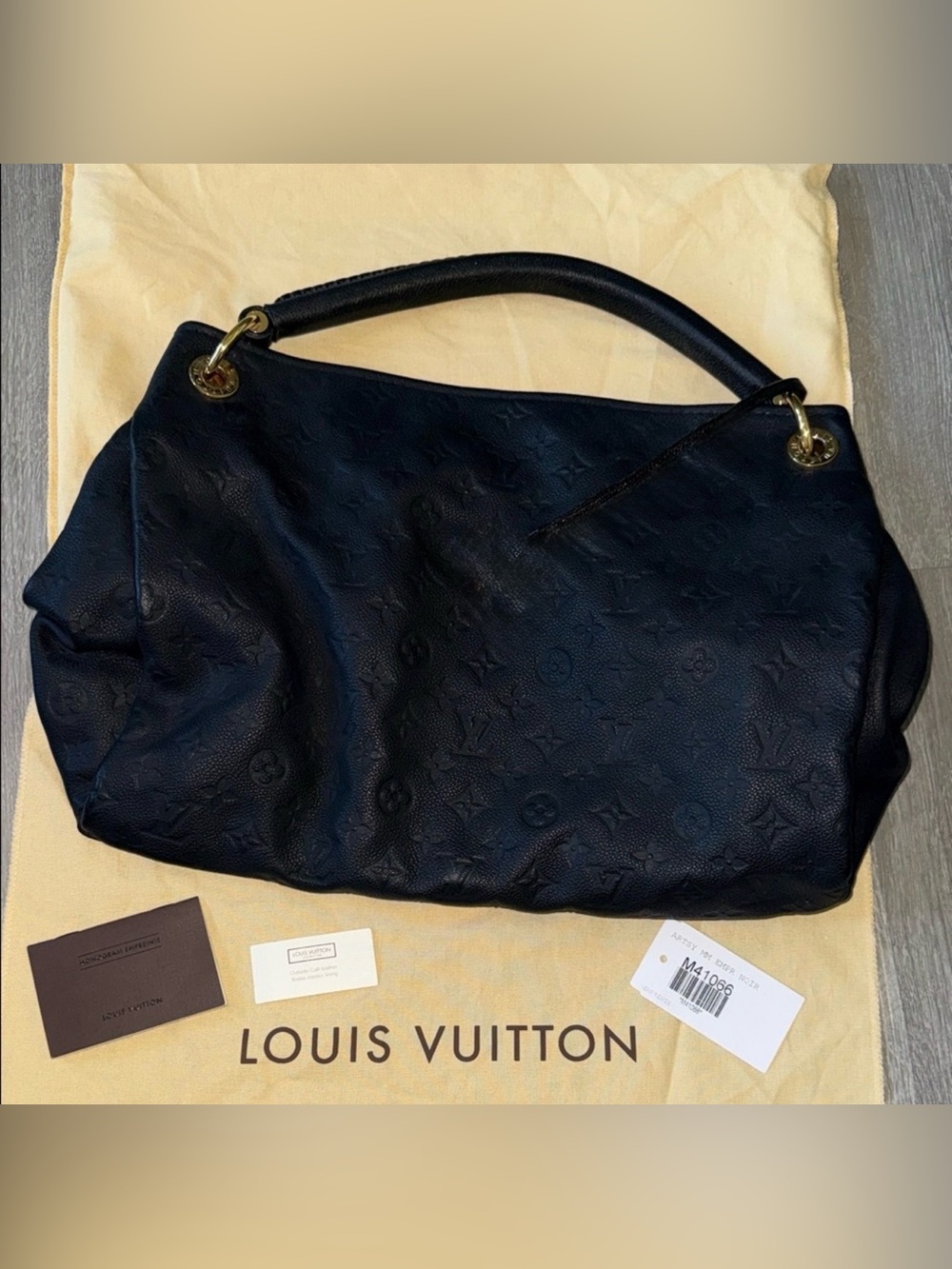 Authentic LOUIS VUITTON Empreinte Artsy MM Black - Picture 6 of 8